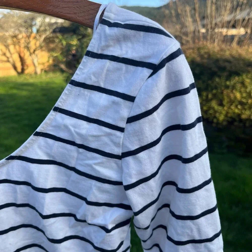H&M ~ Striped Long Sleeve Body Suit - Picture 2 of 5